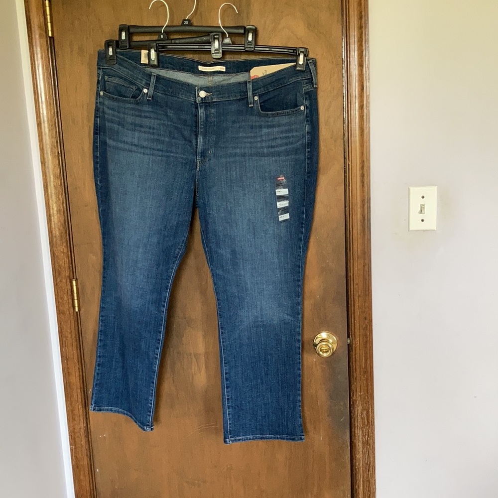 Levi’s classic straight midrise jean w hypersoft & stretch 24W S